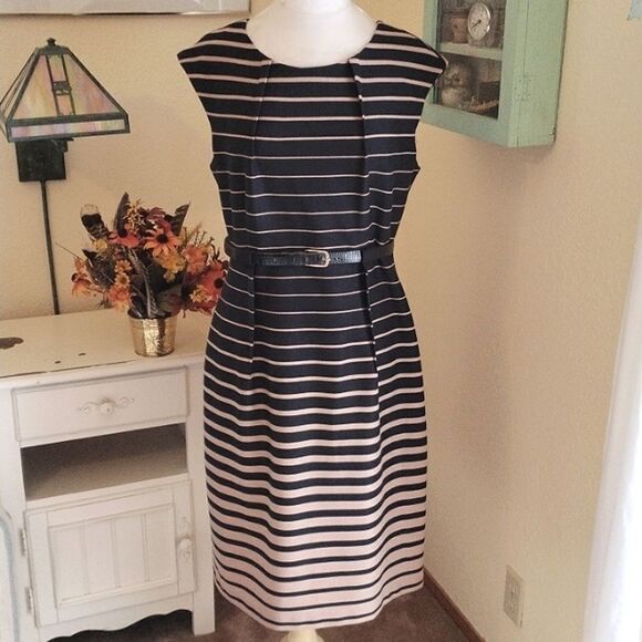 Connected Apparel Taupe and Black Dress - Picture 1 of 10